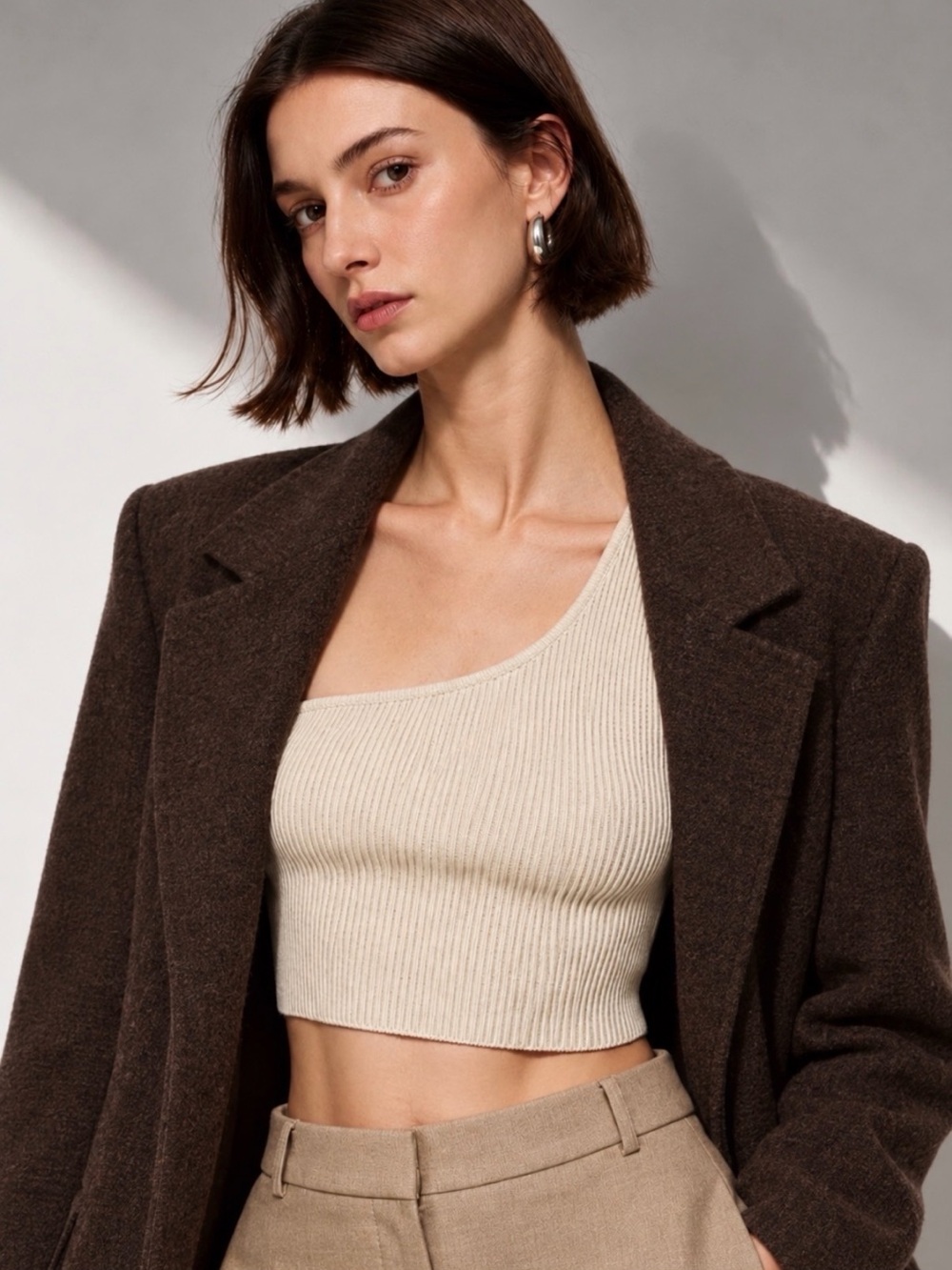 Aritzia BABATON Sculpt Knit One-Shoulder Ribbed Top Size M Matte Pearl